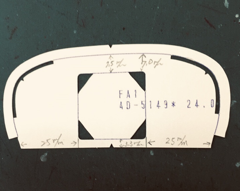 抜き型の精度検証